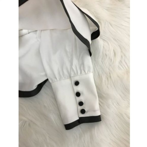 Haute Rogue Black White Top  Large Off shoulder - Picture 3 of 5